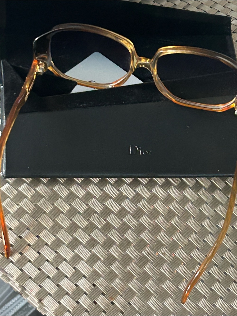 Glasses Cristian Dior Amber Tortoiseshell Sunglass Temple with Gold Detail - Picture 7 of 11